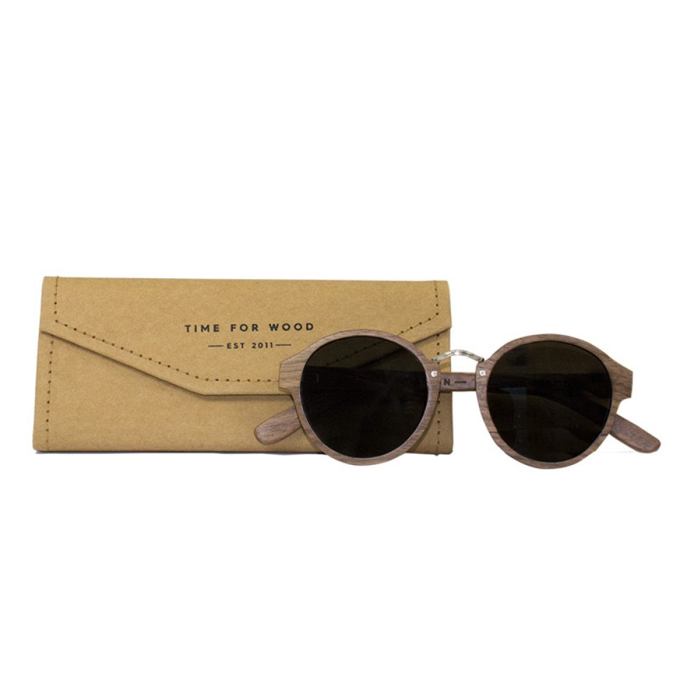 Free box with every sunglasses